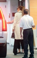 JENNIFER LOPEZ Out and About in Los Angeles 09/16/2021