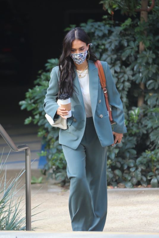 JESSICA ALBA at Her The Honest Company Offices in Playa Vista 09/14/2021