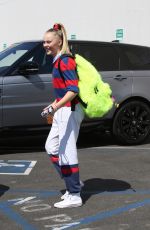 JOJO SIWA and KYLIE Kissing After Her Dance Practice in Los Angeles 09/06/2021