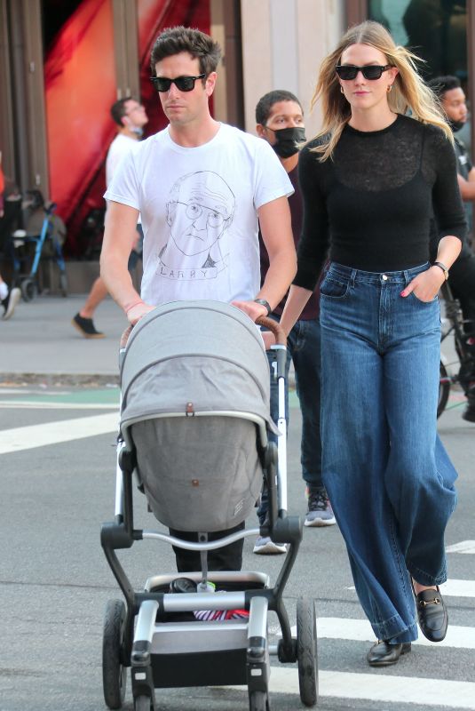 KARLIE KLOSS and Joshua Kushner Out with Their Baby at Washington Square Park in New York 09/11/2021