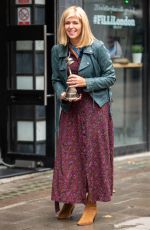 KATE GARRAWAY Arrives at Smooth FM in London 09/10/2021