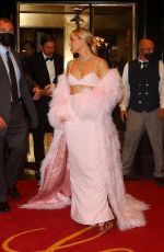 KATE HUDSON Leaves Carlyle Hotel in New York 09/13/2021
