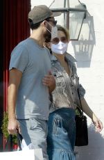KATE HUDSON Out for Drink while Shopping in Pacific Palisades 09/25/2021