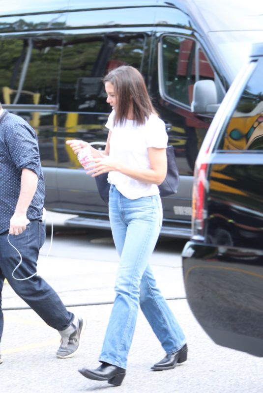 KATIE HOLMES Arrives at Global Citizen Concert in New York 09/25/2021
