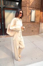 KENDALL JENNER Leaves Tonight Show Starring Jimmy Fallon in New York 09/14/2021