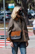 KIRSTEN DUNST Arrives in Venice for 2021 Venice International Film Festival 08/31/2021