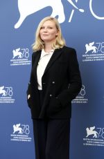 KIRSTEN DUNST at The Power of the Dog Photocall at 2021 Venice Film Festival 09/02/2021