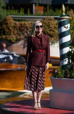 KIRSTEN DUSNT Aarrives at 78th Venice Film Festival Opening Day 09/01/2021