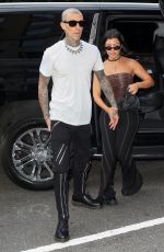 KOURTNEY KARDASHIAN and Travis Barker Arrives at Their Hotel in New York 09/13/2021