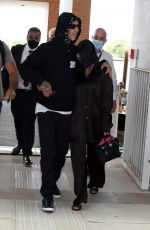 KOURTNEY KARDASHIAN and Travis Barker at Venice Aereoport 08/31/2021