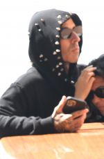 KOURTNEY KARDASHIAN and Travis Barker at Venice Aereoport 08/31/2021