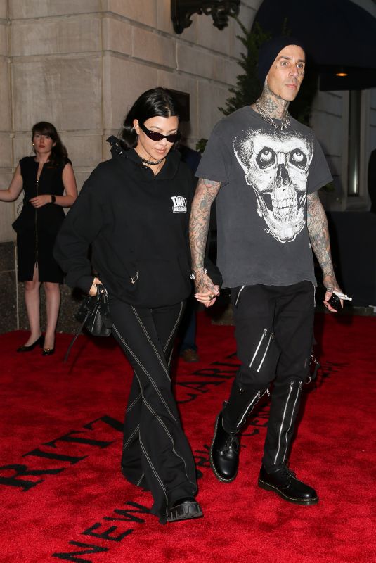 KOURTNEY KARDASHIAN and Travis Barker Leaves Their Hotel in New York 09/13/2021