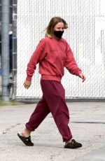 KRISTEN BELL Drops Her Kids off at School in Los Angeles 09/01/2021