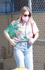 KRISTEN BELL Out Shopping in Los Angeles 09/14/2021