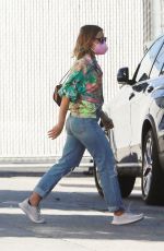 KRISTEN BELL Out Shopping in Los Angeles 09/14/2021