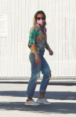 KRISTEN BELL Out Shopping in Los Angeles 09/14/2021