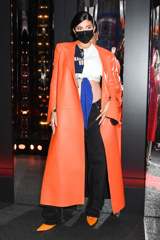 KYLIE JENNER at Revolve Gallery NYFW Presentation and Pop-up 09/09/2021