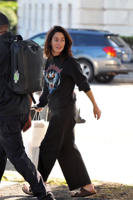 LENA HEADEY on the Set of The White House Plumbers in Washington D.C. 09/27/2021