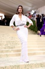 LILY ALDRIDGE at 2021 Met Gala in New York 09/13/2021