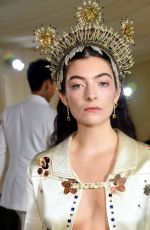 LORDE at 2021 Met Gala in New York 09/13/2021