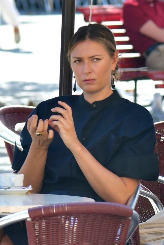 MARIA SHARAPOVA Out in Venice 09/04/2021