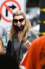 MARIA SHRIVER Out Shopping at Farmers Market in Brentwood 09/26/2021