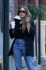 MARY-KATE and ASHLEY OLSEN Outside Office Building in New York 09/07/2021