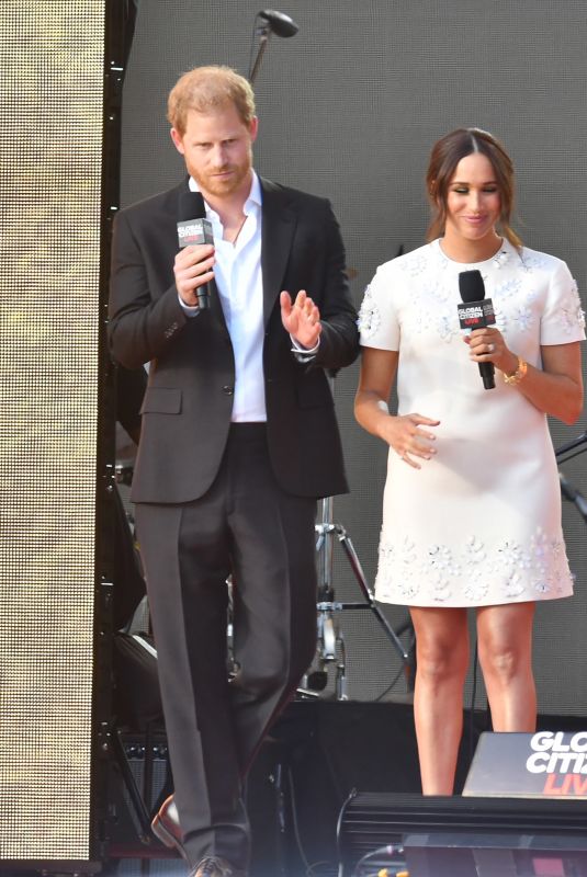 MEGHAN MARKLE and Prince Harry at Global Citizen Festival Live 2021 in New York 09/25/2021