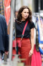 MINNIE DRIVER Shopping for Antiques at Golborne Road in Notting Hill 09/04/2021