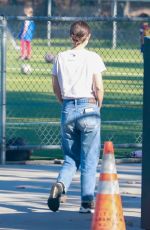 NATALIE PORTMAN Out in Los Feliz 09/17/2021