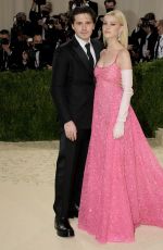 NICOLA PELTZ and Brooklyn Beckham at 2021 Met Gala in New York 09/13/2021