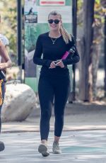 NICOLE and SOFIA RICHIE Out Hiking in Santa Monica 0908/2021