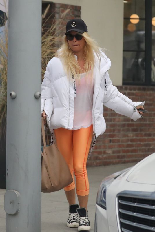 NICOLLETTE SHERIDAN Out for Lunch at Il Pastaio in Beverly Hills 09/27/2021