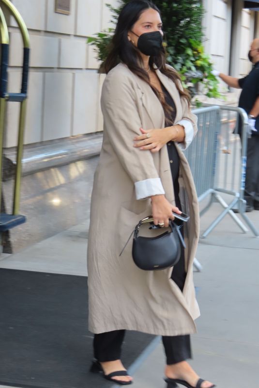 OLIVIA MUNN Out and About in New York 09/10/2021