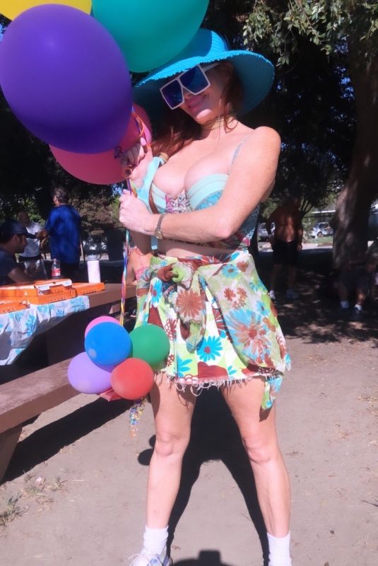 PHOEBE PRICE Celebrates Her 49th Birthday at a Park in Los Angeles 09/27/2021