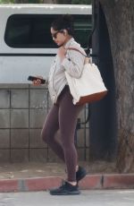 Pregnant FREIDA PINTO Shopping for Groceries in Los Feliz 08/31/2021