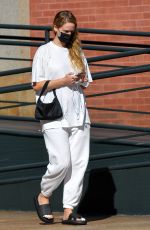 Pregnant JENNIFER LAWRENCE Out and About in New York 09/27/2021