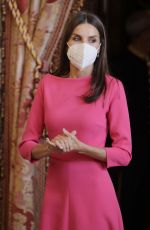 QUEEN LETIZIA OF SPAIN Receive Angola President Joao Manuel Goncalves and First Lady Ana Afonso Dias Lourenco in Madrid 09/28/2021