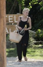 ROSE MCGOWAN Out in Tulum 09/16/2021