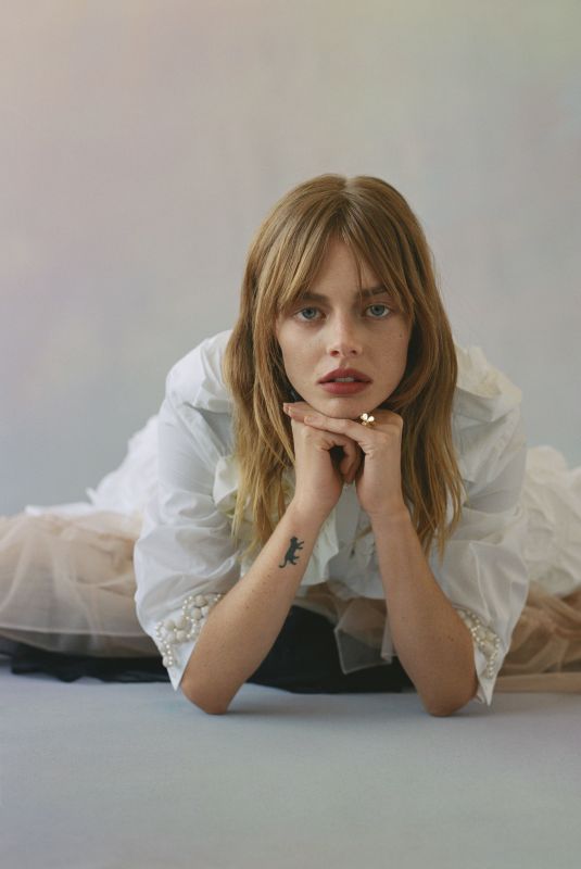 SAMARA WEAVING for Harper