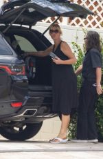 SANDRAQ LEE Unloads hHer Car After a Grocery Shopping in Malibu 08/31/2021