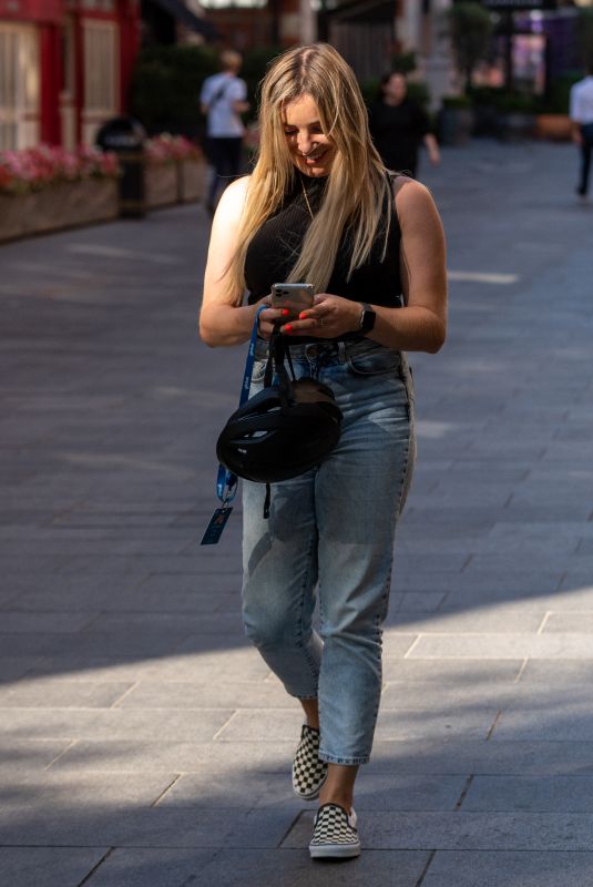 SIAN WELBY Leaves Capital FM London 09/24/2021