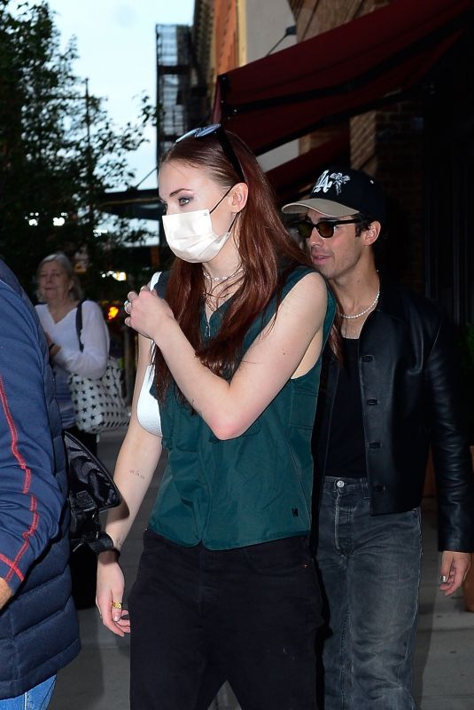 SOPHIE TURNER and Joe Jonas Leaves Greenwich Hotel in New York 09/25/2021