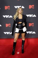 TATE MCRAE at 2021 MTV Video Music Awards in Brooklyn 09/12/2021