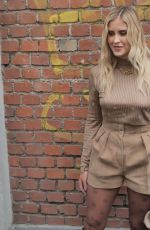 VALENTINA FERRAGNI Arrives at Fendi Show in Milan 09/22/2021
