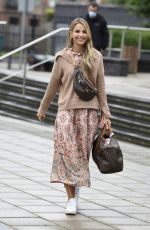 VOGUE WILLIAMS Arrives at Steph