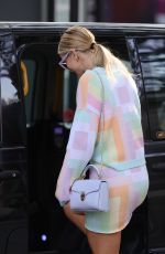VOGUE WILLIAMS Leaves Heart Radio in London 09/12/2021
