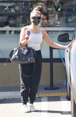 ADDISON RAE at Earthbar in West Hollywood after a pilates class with a friend" (20.10.2021)