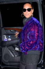 ALICIA KEYS Leaves an Office After Meeting with Jay-Z in New York 10/27/2021