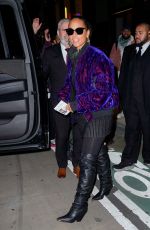 ALICIA KEYS Leaves an Office After Meeting with Jay-Z in New York 10/27/2021